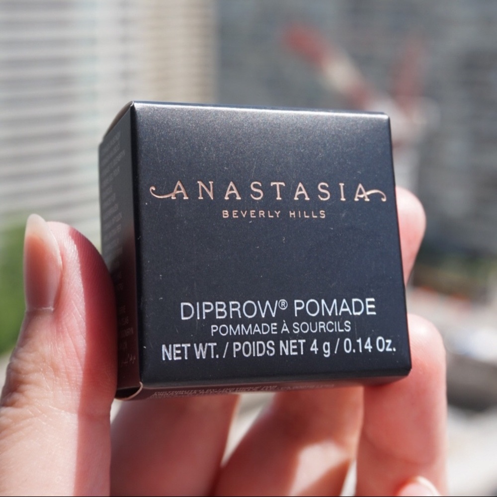 ๐ธ Anastasia BH DIPBROW Pomade in Ash Brown - Picture 2 of 14
